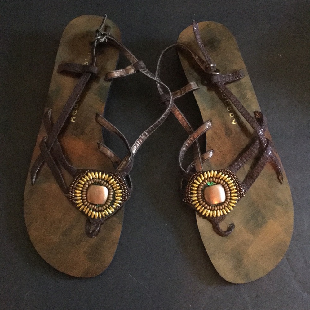 Chinese Laundry Women's Brown Strap Flat Sandals